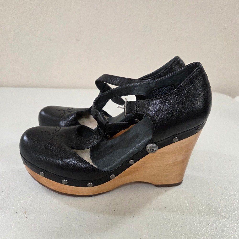 UGG Lucianna Black Leather Studded Wood Wedge Clog Sandals 1001136 Womens 8